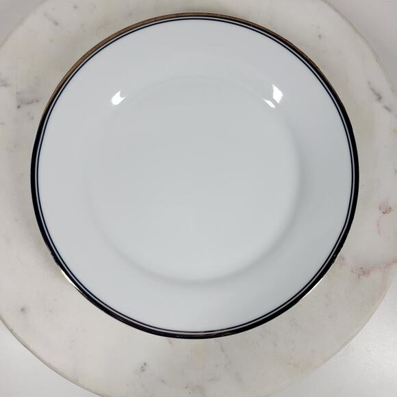 Williams Sonoma Open Kitchen Salad Plate 9" Gold Trim Porcelain 2-Pc Dinnerware - Picture 2 of 12